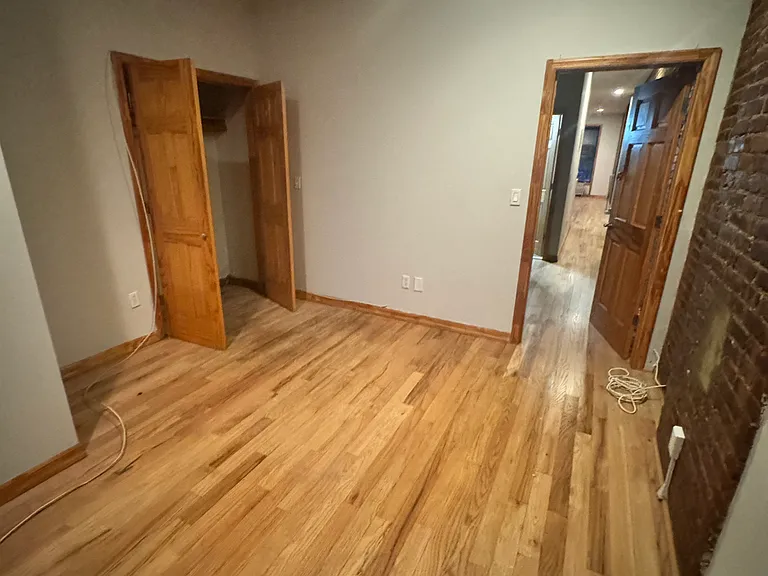 435 E 114th St #1W — Photo 10