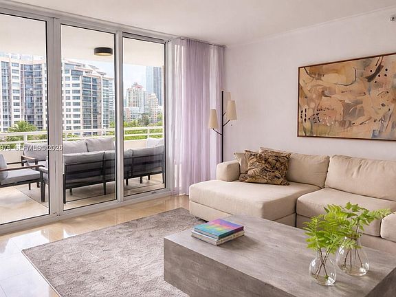 2nd image of 848 Brickell Key Dr APT 905