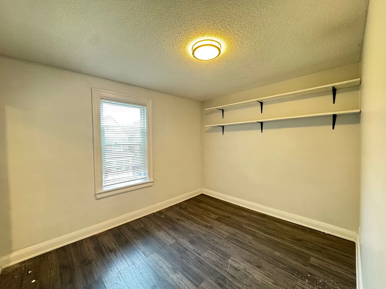 46 Harvey St — Photo 2