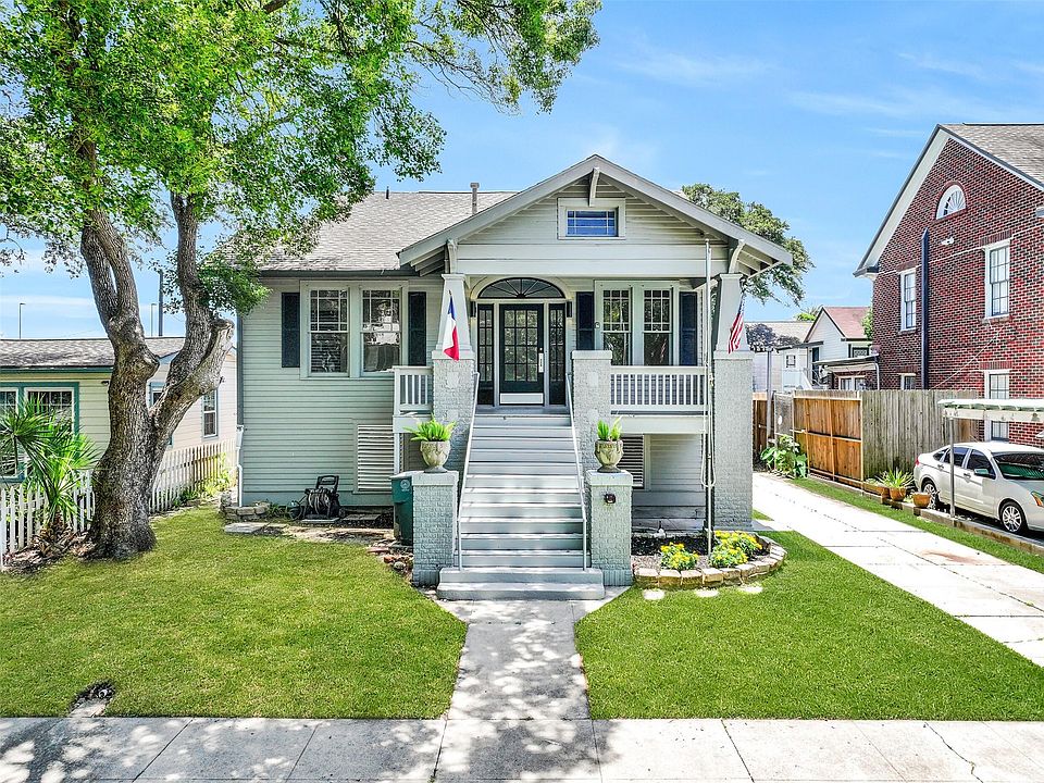 1st image of 3921 Avenue P 1/2
