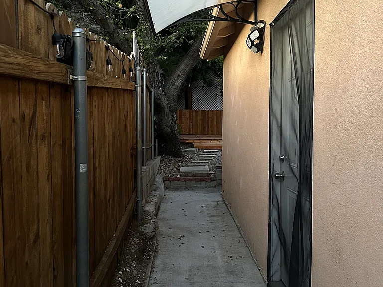 3515 Community Ave — Photo 2