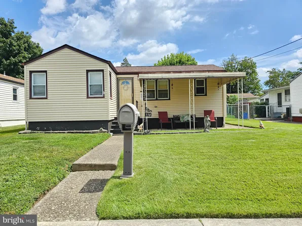 110 Jefferson Ave, Mount Ephraim, NJ 08059