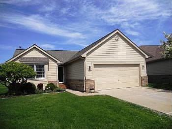 1st image of 31167 Rolling Grove Dr #1