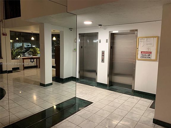 4th image of 4000 NE 169th St APT 505