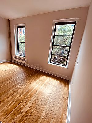 5th image of 369 W 51st St #2T
