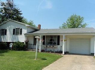 419 Gildona Dr, Sandusky, OH