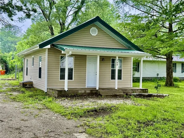 369 Martin Ave, Asbury, MO 64832