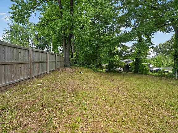 3rd image of 2328 Millbrook Ave