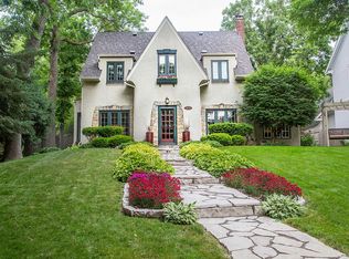 1450 W Minnehaha Pkwy, Minneapolis, MN 55419