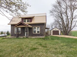 20365 390th St, Edgewood, IA 52042