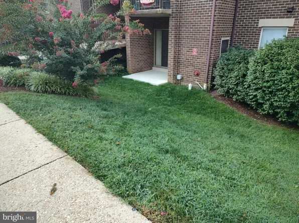 7908 Pearlbush Dr APT 104, Gaithersburg, MD 20879