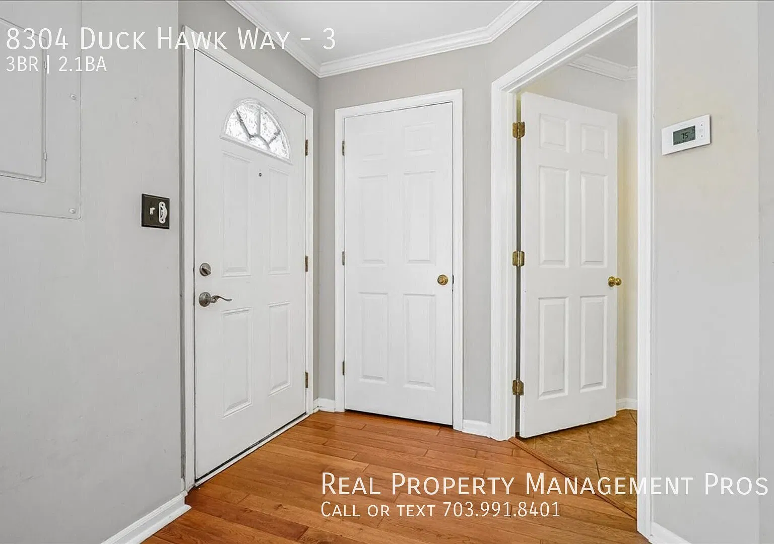 Gorgeous Townhouse- Great Amenities and Location! — Photo 3