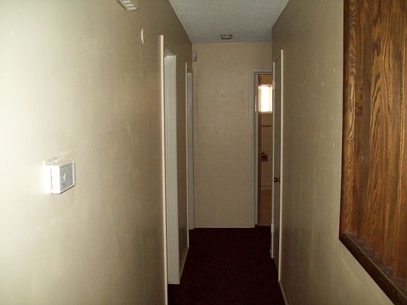5th image of 9619 Blanchard Ave