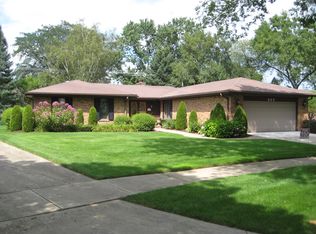 522 S Allen Ln, Arlington Heights, IL