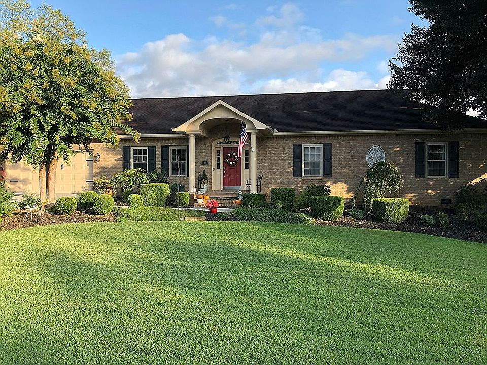 1st image of 2214 Remington Park Dr