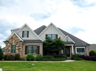 5 Maxwell Farm Dr, Simpsonville, SC 29681