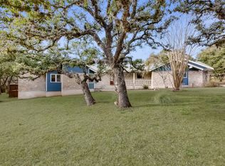113 Geronimo Rd, Helotes, TX 78023