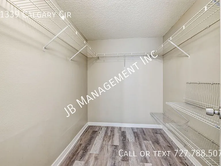 11339 Calgary Cir — Photo 17