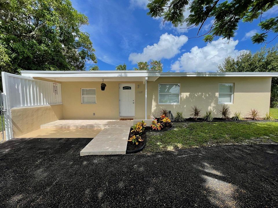 1st image of 1809 NW 13th Court