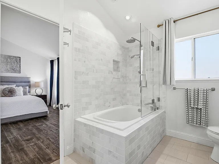 263 Sandstone Dr — Photo 14