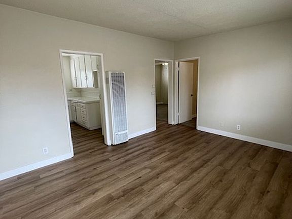 4th image of 1101 Saint Louis Ave #5