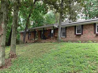 526 McO Rd, Jackson, TN 38305