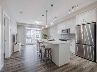 25 NW Walgrove Walk SE #210, Calgary, AB T2X 5E2