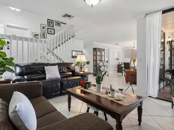 5803 Fox Hollow Drive #B, Boca Raton, FL 33486