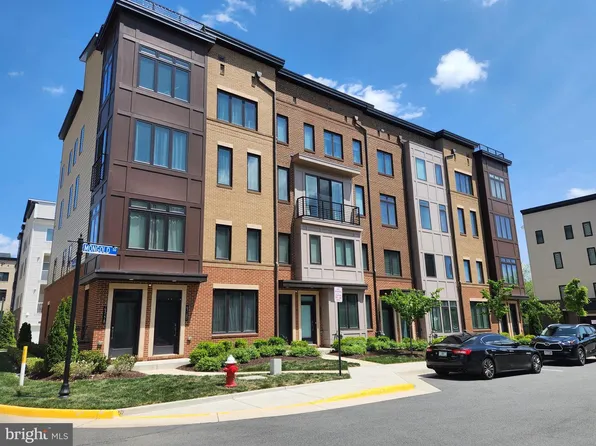 43186 Mongold Sq, Ashburn, VA 20148