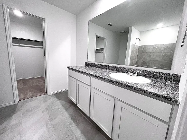 411 Ashbrook Way — Photo 18