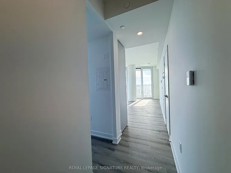 1 Fairview Rd E #1911 — Photo 5