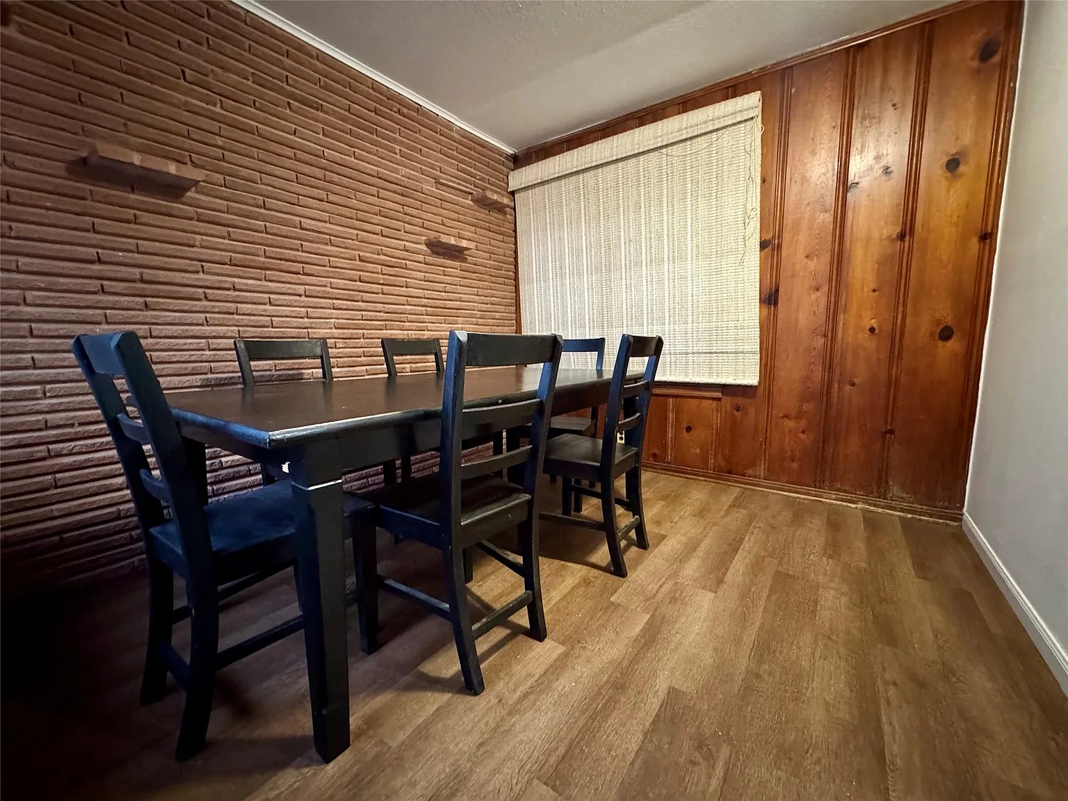 1 bed, 1.0 bath, 800 sqft, $900 — Photo 3