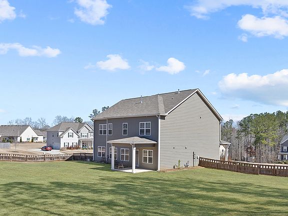 5th image of 15 Hollyhock Ln