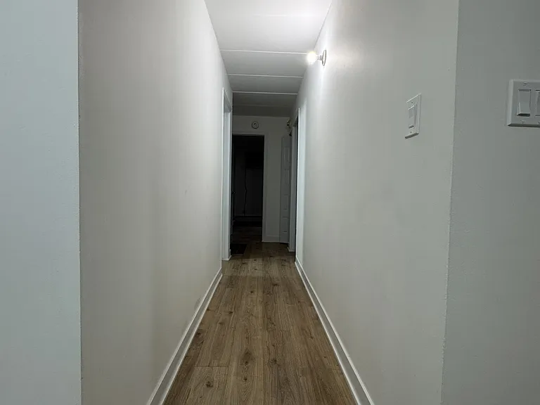 9S304 Nantucket Dr #C — Photo 11