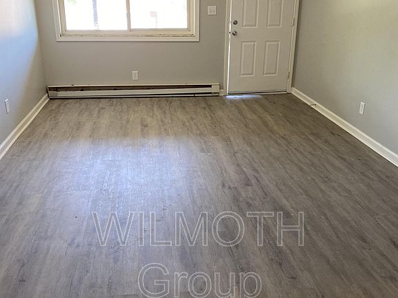 3rd image of 10301 Medallion Dr #214