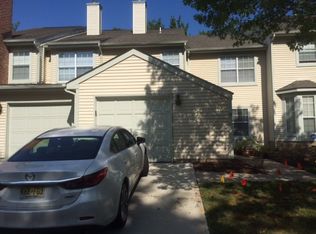 11 Heath Ct, Princeton, NJ 08540