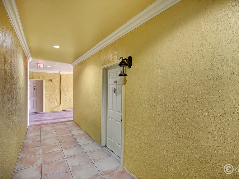 4311 Bayside Village Dr — Photo 2