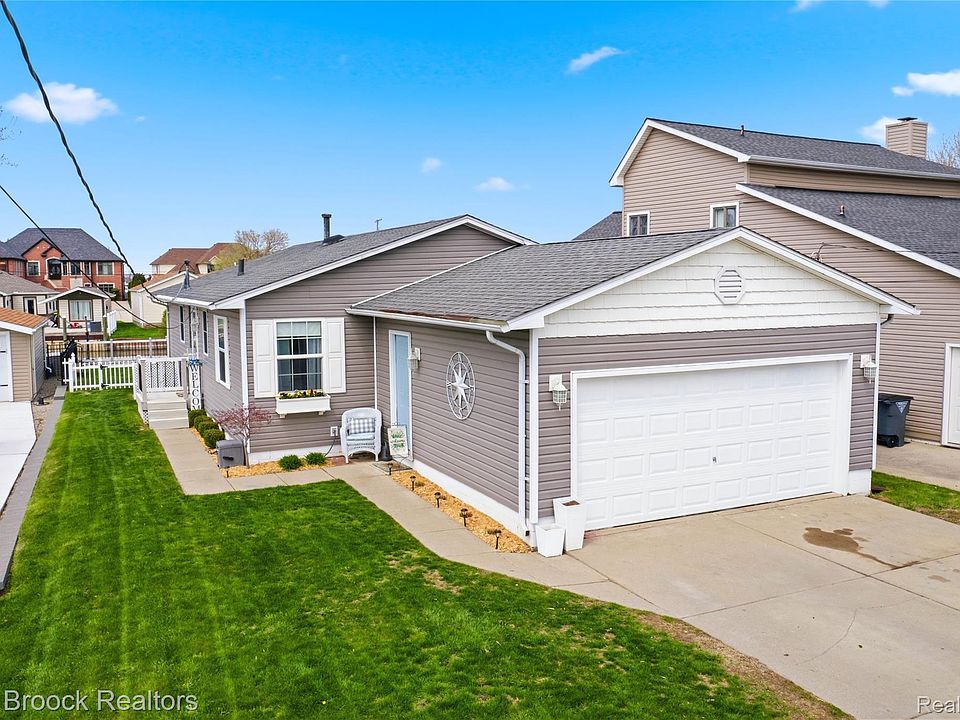1st image of 38189 Circle Dr