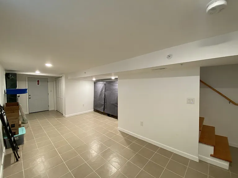 25-27 Albion St #2 — Photo 24