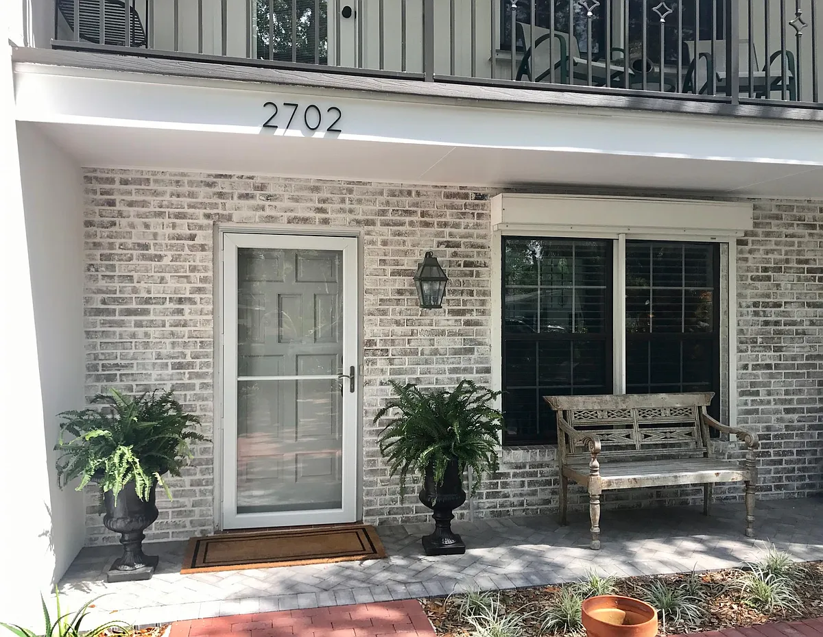 Building Photo - 2702 Cardinal Dr