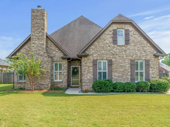 800 Barkley Dr, Alabaster, AL 35007