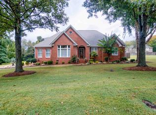43 Woodmanor Pl, Jackson, TN 38305