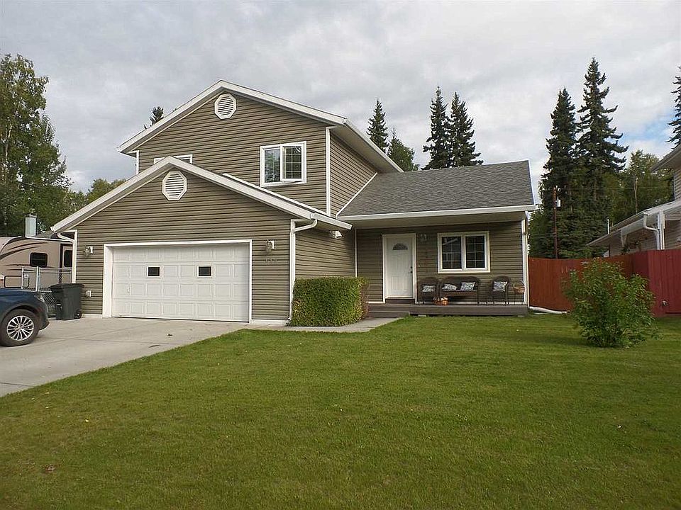 2nd image of 430 Farewell Ave