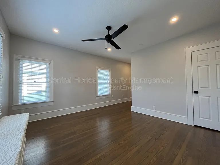1509 E Jefferson St #X — Photo 33