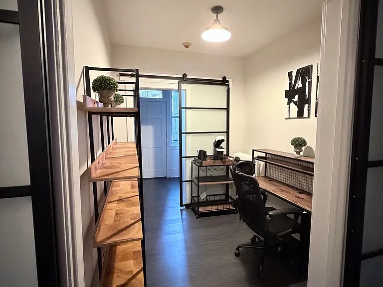 Den