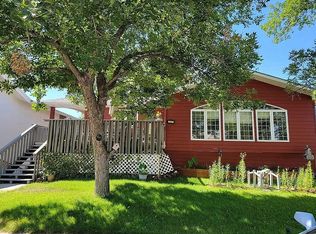 517 Ohio St, Chinook, MT 59523