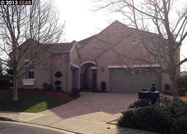 7760 Clifden Ct photo 1