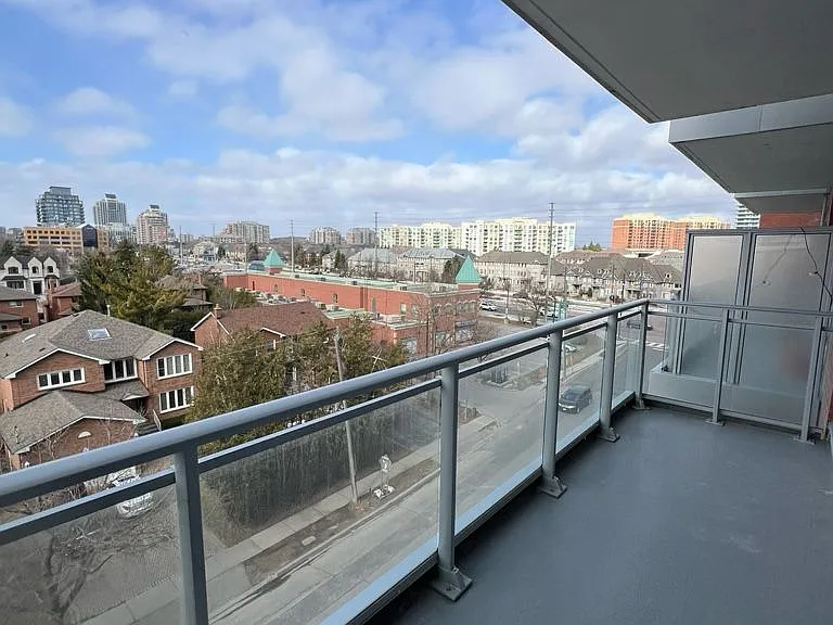8888 Yonge St #415 — Photo 13