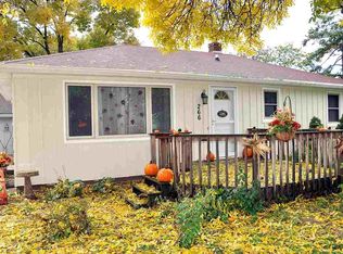 266 Crestview Ave, Neenah, WI 54956