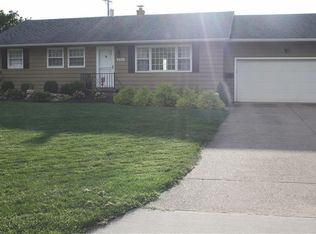 330 Terra Ln, Amherst, OH 44001